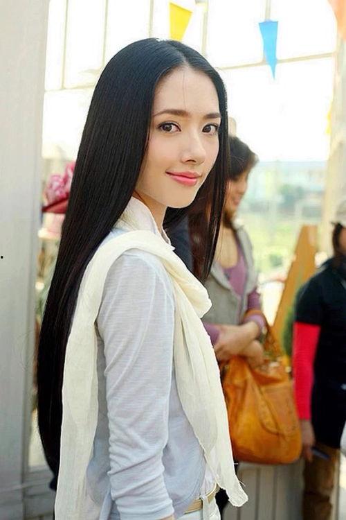 白梦妍体重最新爆料,瘦身成果显著，健康生活引关注